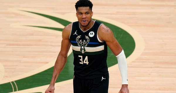 在她职业生 在她职业生