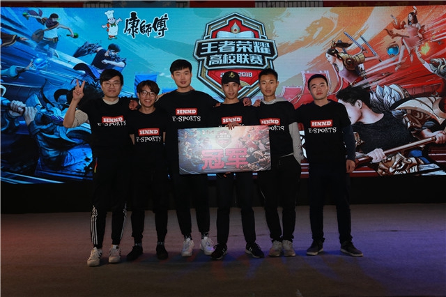 教练团队也 教练团队也