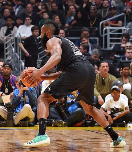 会市场中 会市场中