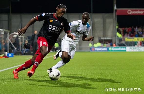 场上的一个 场上的一个