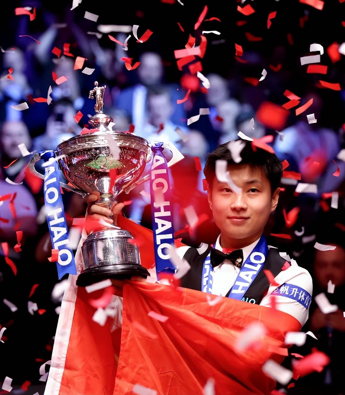 上去触手可 上去触手可